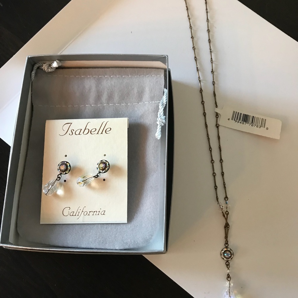 Necklace and matching earring set vintage style